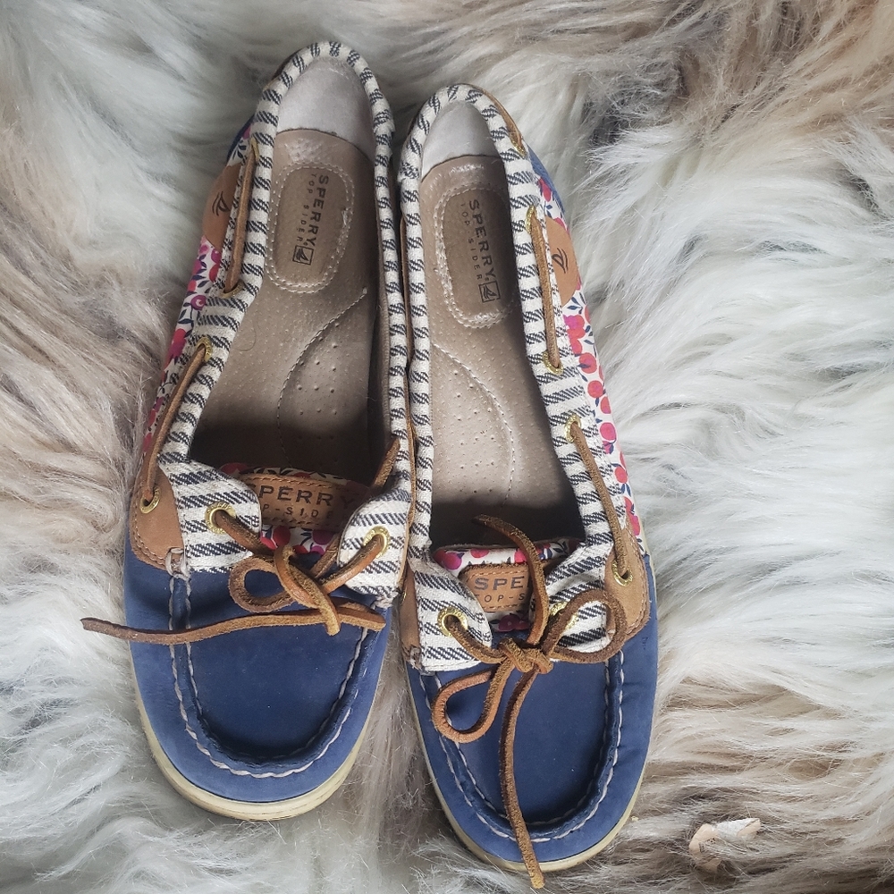 Cherry Print Sperry's 🍒